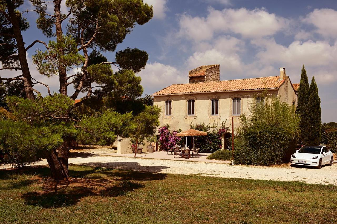 Maison Tara Verte Au Mas Montredon * Arles