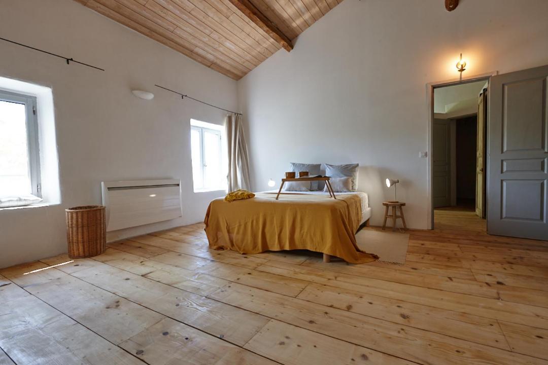 Maison Tara Verte Au Mas Montredon Frühstückspension *